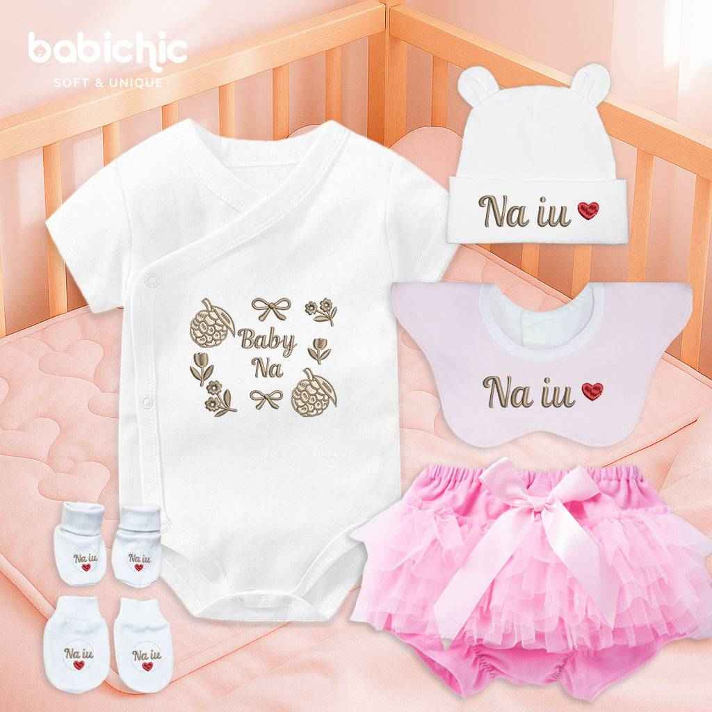 Set đồ đầy tháng bé gái Baby Na – Body thêu trái na & tên bé tone nâu vintage