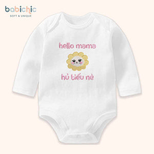 Set đầy tháng bé gái – Body thêu “Hello mama – Hủ Tiếu nè” tone hồng vàng dễ thương, cá nhân hoá tên bé