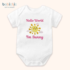 Set đồ đầy tháng bé gái thêu tên cá nhân hóa – Mẫu “I’m Sunny”, hình mặt trời tươi sáng