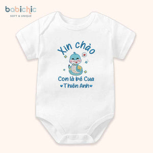 Set đồ sơ sinh thêu tên “Thiên Anh – Cua” – Hình rắn xanh dương, quà đầy tháng cá nhân hóa cho bé trai