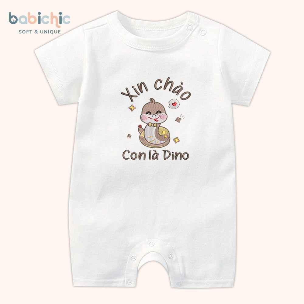Set đồ sơ sinh cá nhân hóa cho bé trai – Bodysuit thêu tên “Con là Dino”, hình rắn dễ thương