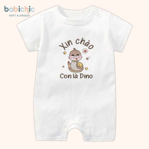 Set đồ sơ sinh cá nhân hóa cho bé trai – Bodysuit thêu tên “Con là Dino”, hình rắn dễ thương