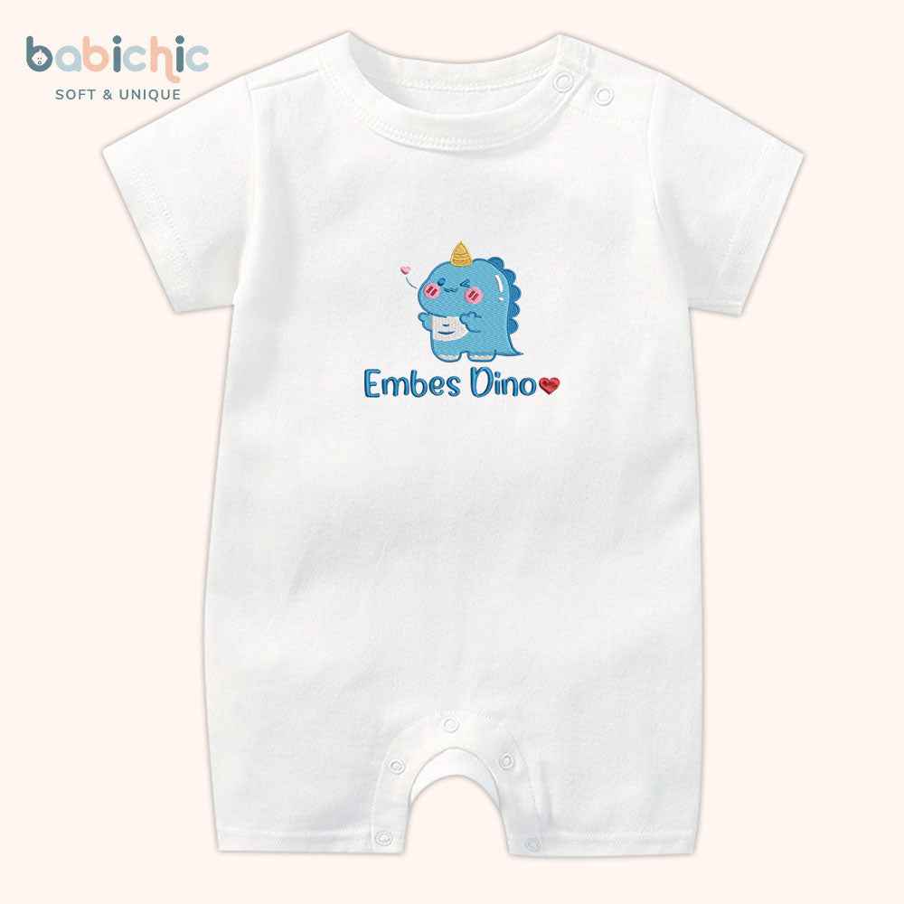 Set đồ sơ sinh thêu tên “Dino” – Chủ đề khủng long xanh dương, quà đầy tháng bé trai đáng yêu