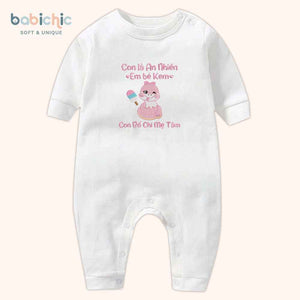 Set quà đầy tháng bé gái thêu tên riêng hình dễ thương – Mẫu “Em bé Kem – An Nhiên”, thêu rắn hồng & cây kem