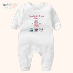 Set quà đầy tháng bé gái cá nhân hóa – Thêu tên An Nhiên & hình rắn hồng