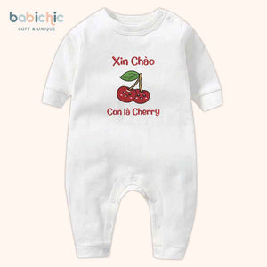 Set đầy tháng bé gái Cherry – Thêu tên & trái cherry đỏ nổi bật, body sơ sinh cá nhân hóa ngộ nghĩnh