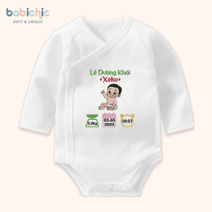 Bodysuit sơ sinh thêu tên cho bé trai – Quà đầy tháng cá nhân hóa, họa tiết bé cute, chỉ thêu xanh lá