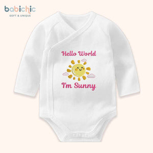 Set đồ đầy tháng bé gái thêu tên cá nhân hóa – Mẫu “I’m Sunny”, hình mặt trời tươi sáng