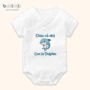 Bodysuit đầy tháng bé trai thêu tên cá nhân hóa – Mẫu “Con là Dolphin”, hình cá heo cute