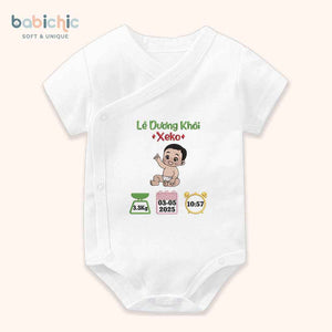 Bodysuit sơ sinh thêu tên cho bé trai – Quà đầy tháng cá nhân hóa, họa tiết bé cute, chỉ thêu xanh lá