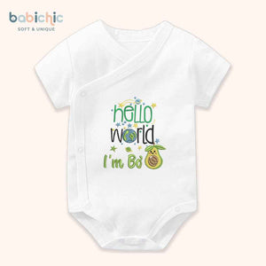 Set quà thêu tên cho bé trai - Bơ - Cotton Organic, Hình Trái Bơ, Tone Xanh Lá, Quà Đầy Tháng Bé Trai Cá Nhân Hóa