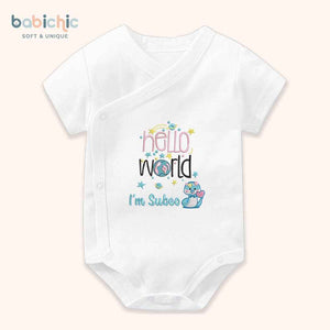 Quà đầy tháng cho bé gái cá nhân hóa – Set thêu tên Subeo & rắn xanh pastel