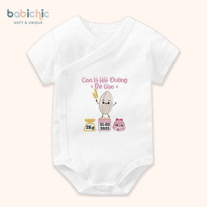 Set đồ đầy tháng cho bé gái thêu tên riêng – Mẫu “Hải Đường + Bé Gạo” họa tiết hạt gạo dễ thương, thông số sinh