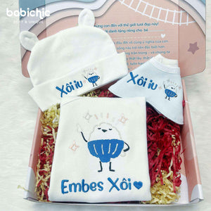 Set sơ sinh thêu tên “Xôi” – Hình xôi cute đáng yêu, tone xanh dương – Quà đầy tháng bé trai